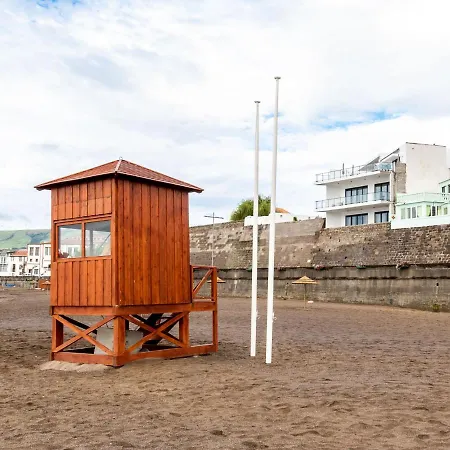 Facing Bay אכסניה Praia da Vitória