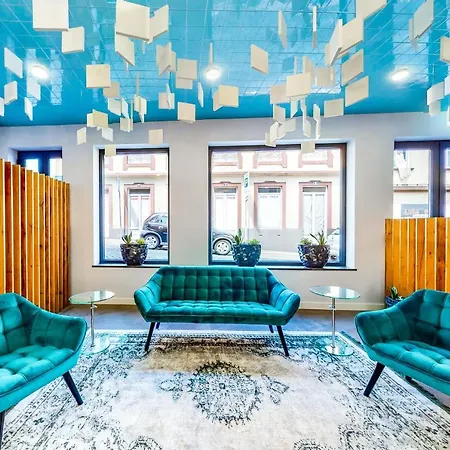 Facing Bay Hostel Praia da Vitória