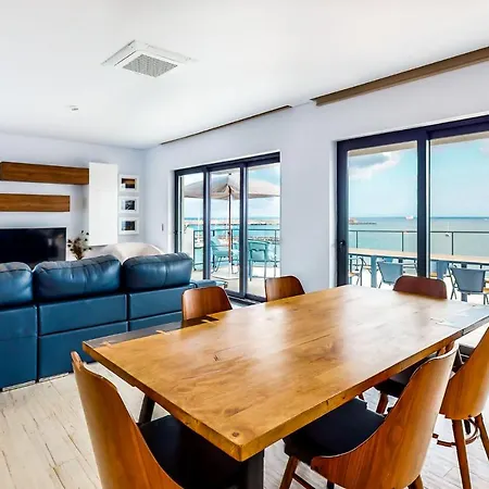 Auberge de jeunesse Facing Bay Praia da Vitória