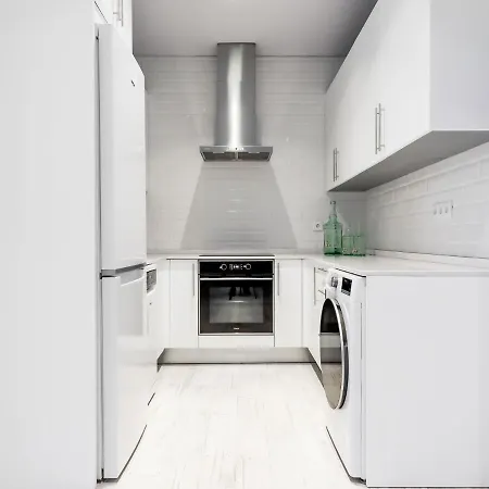 Facing Bay * Praia da Vitória