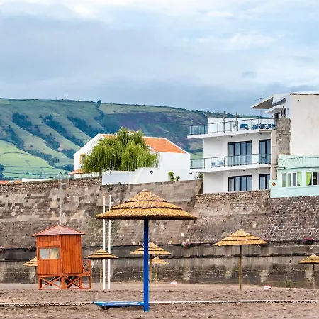 Vandrarhem Facing Bay Praia da Vitória