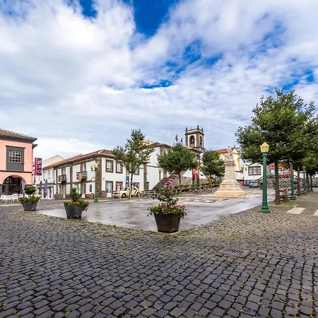 Facing Bay * Praia da Vitória