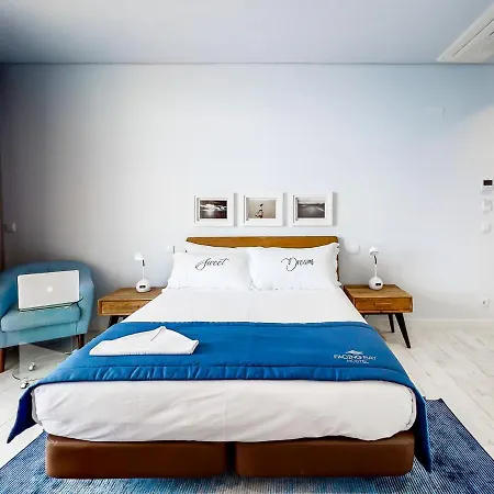 Auberge de jeunesse Facing Bay *