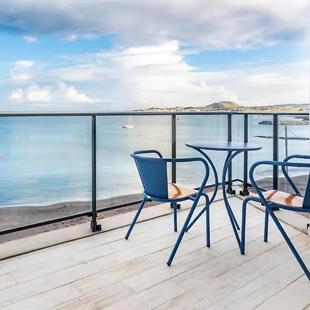 Auberge de jeunesse Facing Bay