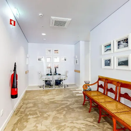 Facing Bay Praia da Vitória